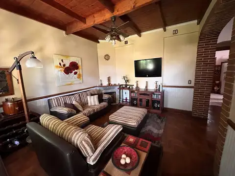 Casa en Venta al Oeste