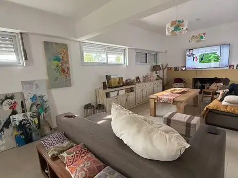 Casa en Venta en Bahia Blanca, USD 250.000