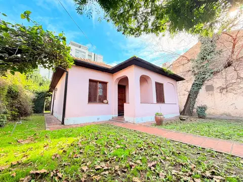 CHALET EN ALQUILER PARA VIVIENDA O USO COMERCIAL/PROFESIONAL