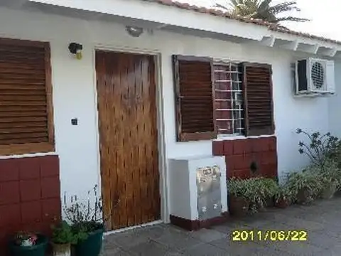 Casa  en Venta ubicado en Quilmes Oeste, Quilmes, G.B.A. Zona Sur - SVN0816_LP584604_1