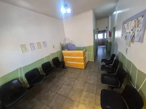CASA 3 AMBIENTES EN VENTA CENTRO DE GLEW APTA CRED