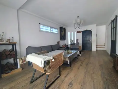 Depto Tipo Casa en Alquiler en Castelar Norte, $ 1.500.000