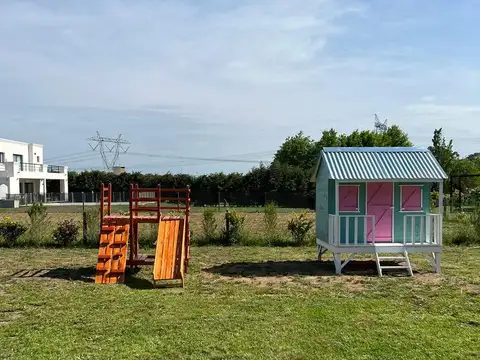 Casa 4 ambientes con 4 baños