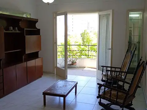 ALQUILER DE DEPTO 2 DORM EN LA PLATA . CENTRICO