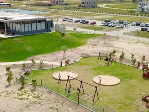 Terreno en Venta de 869,0 m2