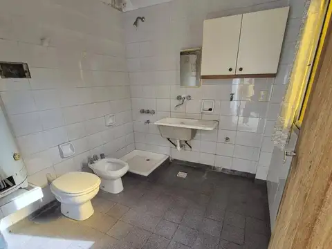 Depto Tipo Casa 3 ambientes con 2 baños