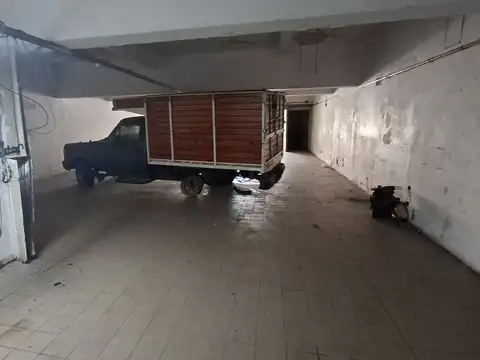 Local en Alquiler Via Púb.