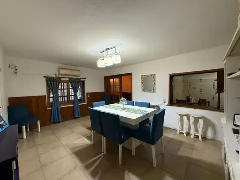 VENTA CASA LOMAS DE ZAMORA