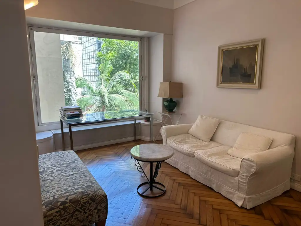 Juncal y Esmeralda 800, Piso 3