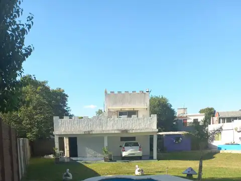 Avenida De La Rivera 1400