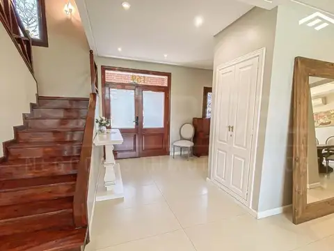 Casa en Venta en Countries y Barrios Cerrados en Esteban Echeverria, USD 1.270.000