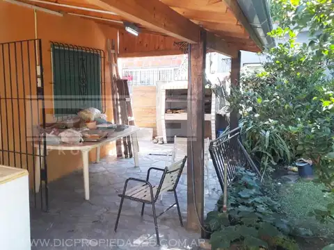 Trinidad al 500 esquina Asamblea