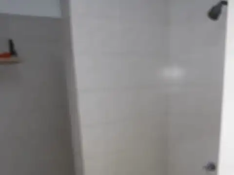 Galpon en Venta en Valentin Alsina, USD 350.000