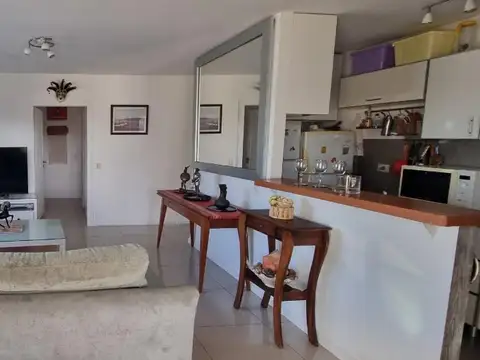 Semipiso de 3 ambientes con terraza en venta Tigre centro