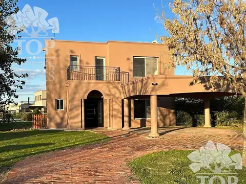Casa en Venta en El Canton, USD 250.000