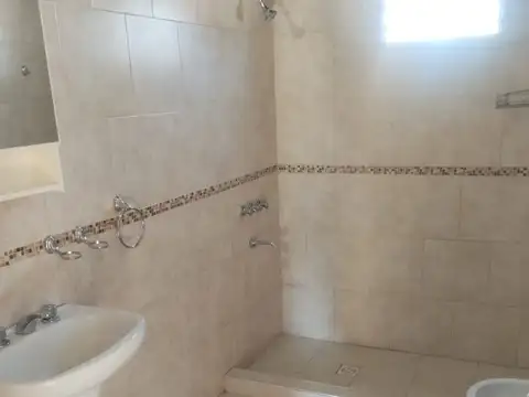 Depto Tipo Casa en Alquiler 5 años