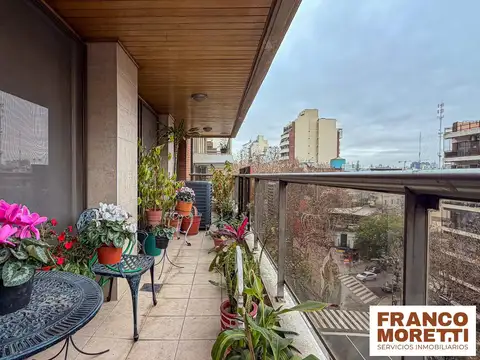 Departamento en Venta con 2 cocheras
