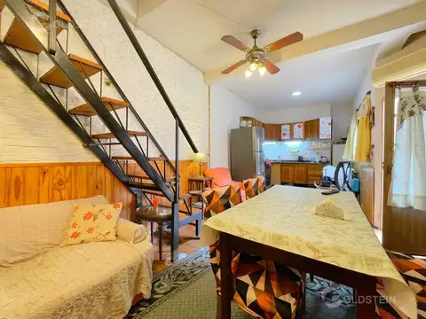 Depto Tipo Casa en Venta de 4 ambientes