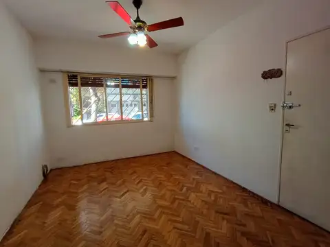 Depto Tipo Casa en Alquiler de 2 ambientes