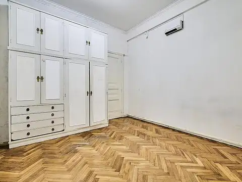Departamento en Venta 70 años