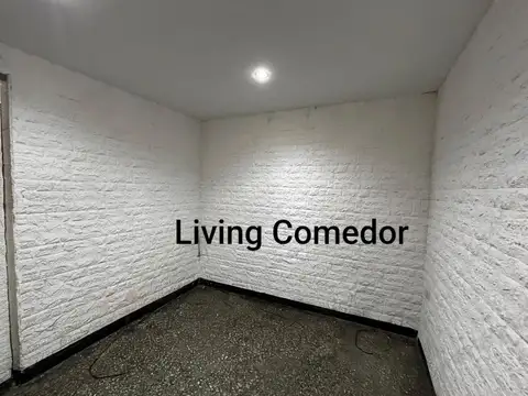 Depto Tipo Casa en Alquiler de 2 ambientes