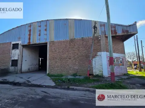 Depósito - Galpón de 800m 2. en La Plata - ALQUILER
