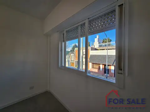 Departamento Tipo PH de 3 Ambientes con Patio y Balcón – Reciclado a Nuevo
