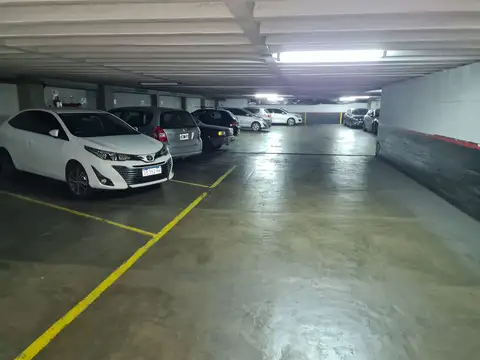 COCHERA EN VENTA (SAN NICOLAS)