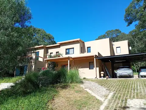 Exc casa 3 dorm suite/pileta/gge/esc/jard Valle Escondido