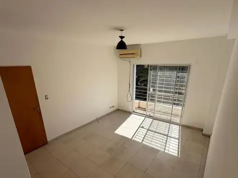 PH en alquiler - 2 Dormitorios 2 Baños - Flores