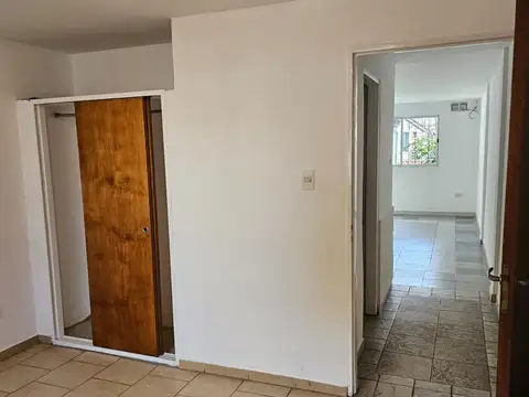 Departamento en Alquiler en Paso del Rey, $ 430.000