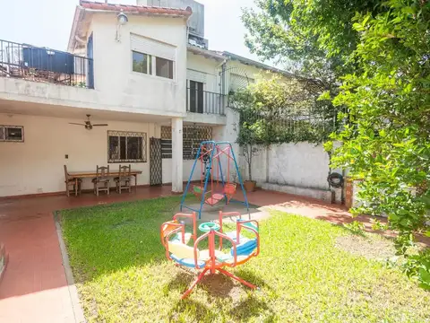 VENTA Casa con Jardín 5 ambientes, Olivos Golf