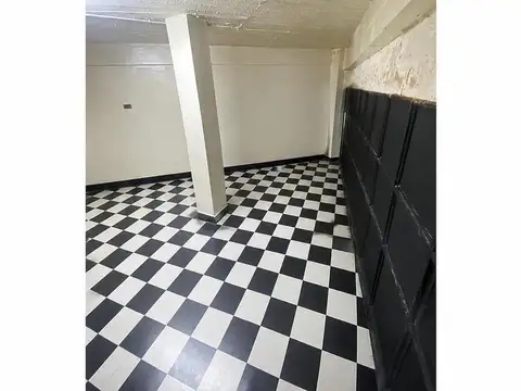 Local en Venta en Almagro, USD 198.000