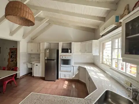 Depto Tipo Casa en Venta de 5 ambientes