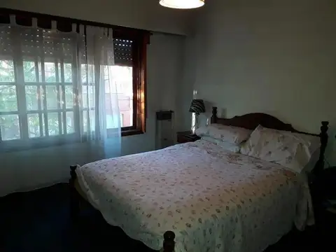 Juan Cruz Varela e/ Avenida Mitre y Cuenca