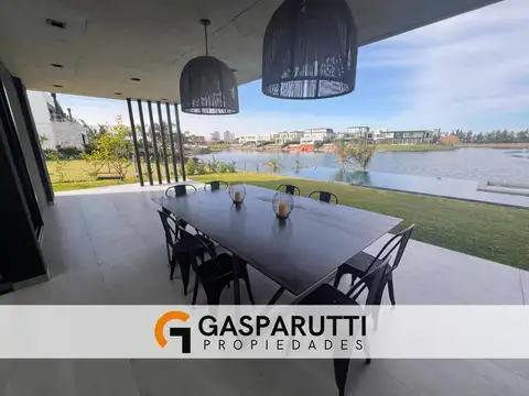 Casa en Venta al Este