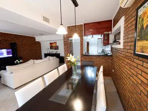 Casa en Venta en Santa Rosa, USD 230.000