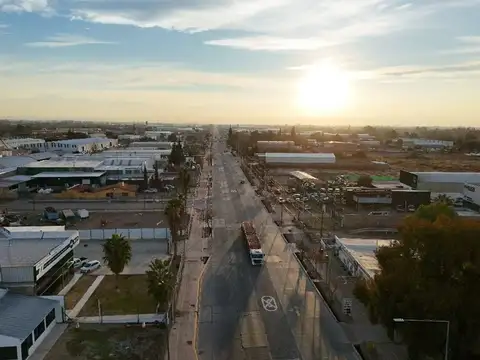 Venta lote para galpon zona industrial maipu mza