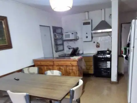 Venta Casa de 3 dormitorios más Departamento de 1 dormitorio