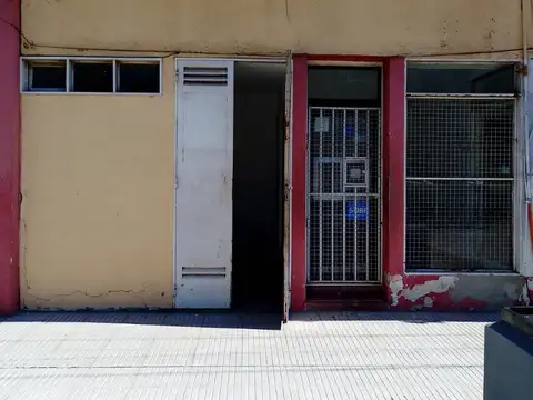 AV. VELEZ SARSFIELD 300, Piso P.B.