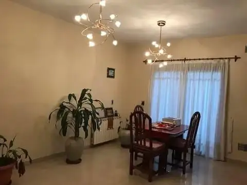 Casa en Venta en Ramos Mejía, USD 400.000