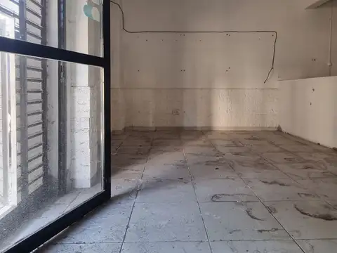 Local - Venta - Argentina, La Matanza - ACHALA 2532