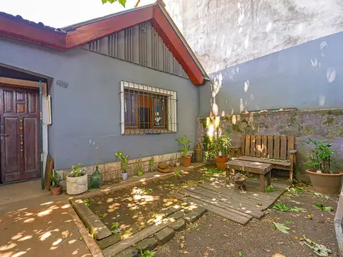 Casa 3 ambientes con 1 baño