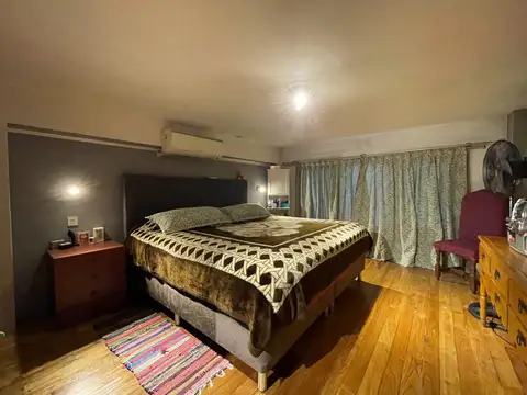 Casa 5 ambientes con 3 baños