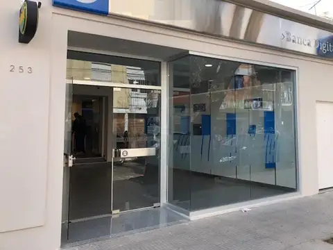 Edificio Comercial en Venta en San Isidro