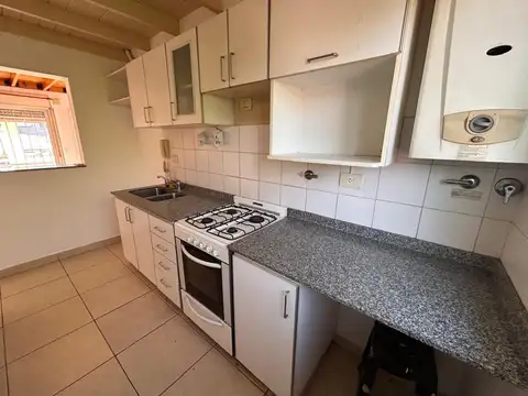 Departamento en Alquiler con 1 cochera