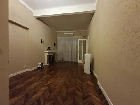  CHALET Y AMPLIO LOTE- excelente ubicacion