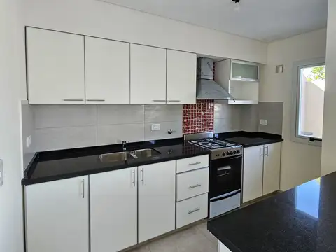 Departamento 3 amb. A ESTRENAR con balcón corrido enorme, muy luminoso, excelente vista