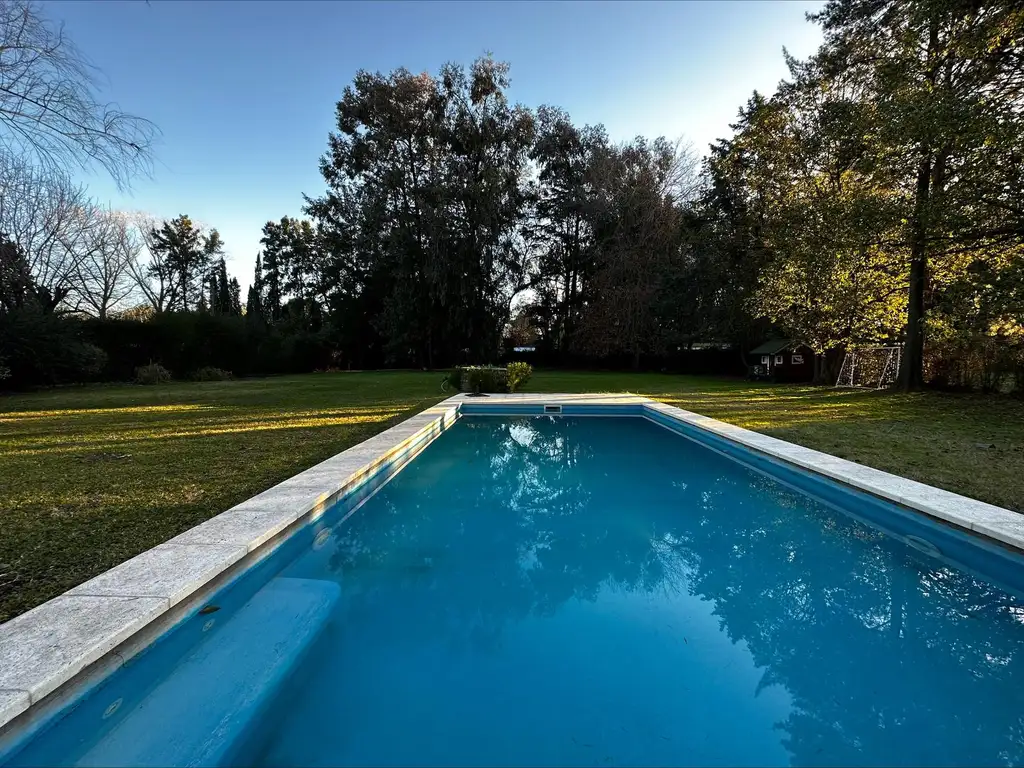 Casa en Venta - 3 dormitorios - USD 320.000