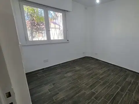 Casa 4 ambientes refaccionada a nuevo en La Lucila